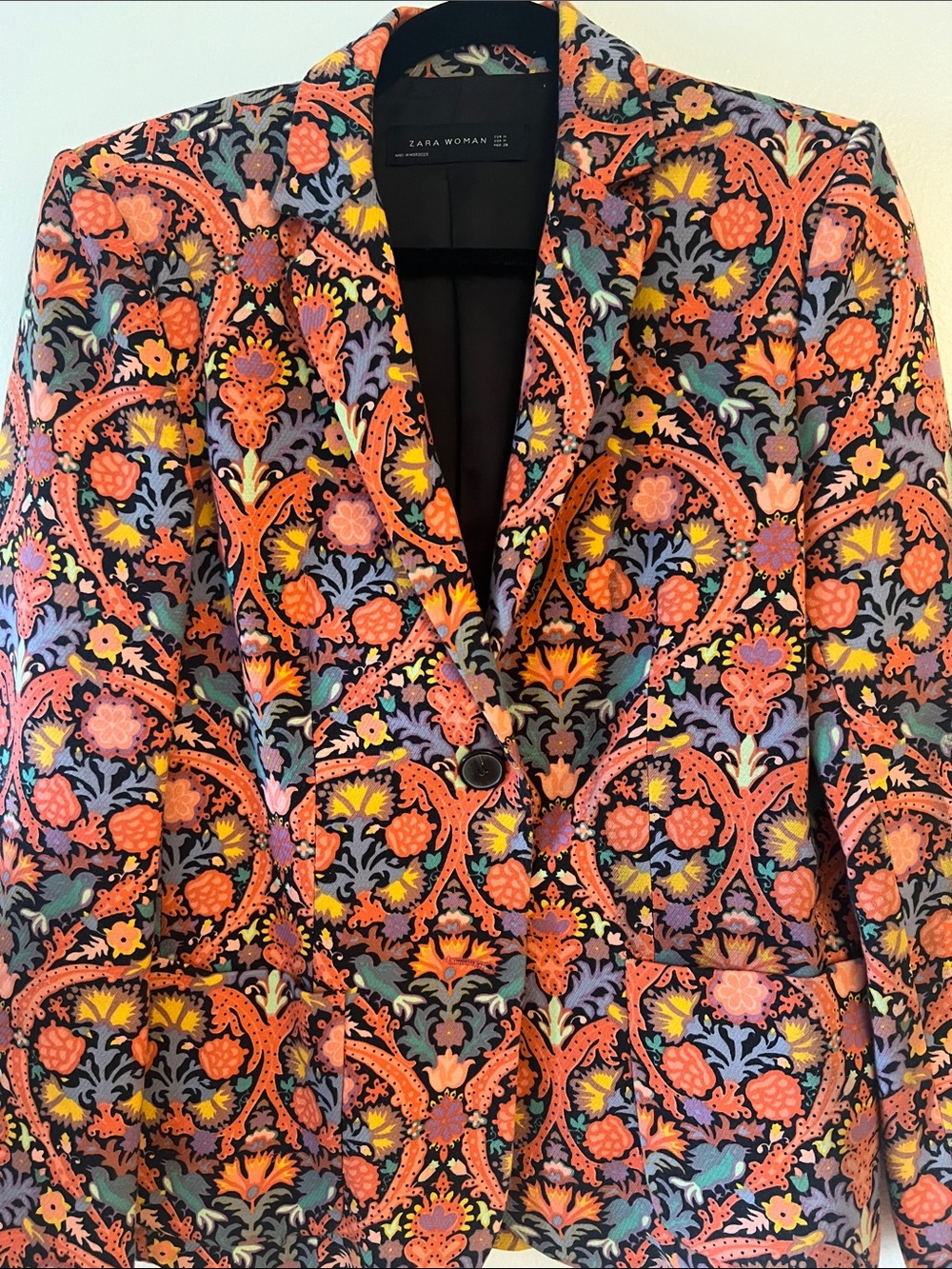 Zara Coral & Black Floral Paisley Blazer